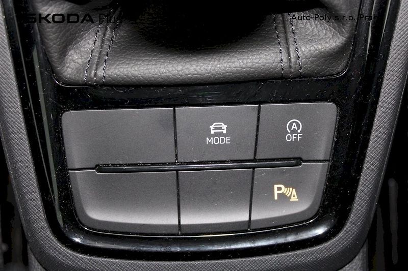 Škoda Scala (2024) 1,0 TSI 85 kW Top Selection - fotka 13 z 25