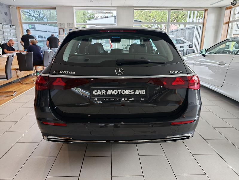 Mercedes-Benz Třídy E 300de 4M Avantgarde kombi - fotka 6 z 30