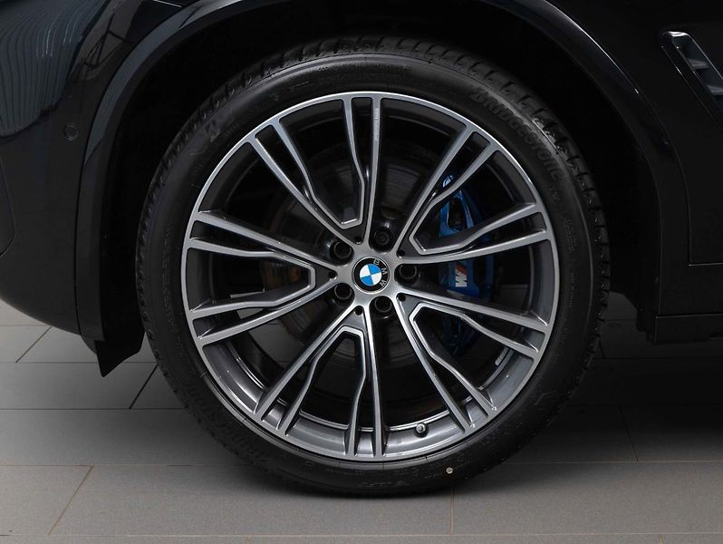 BMW X4 M40i - fotka 6 z 23