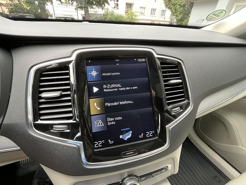 Volvo XC90 (2016) T8 AWD TWIN-ENGINE INSCRIPTION - fotka 29 z 47