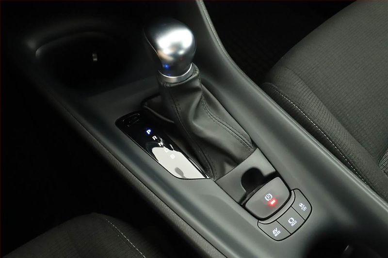 Toyota C-HR (2019) 1.8 Hybrid - fotka 12 z 20