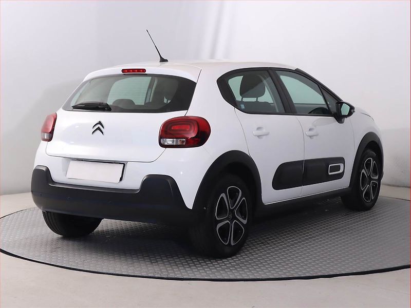 Citroën C3 (2023) 1.2 PureTech, Tempomat - fotka 5 z 19