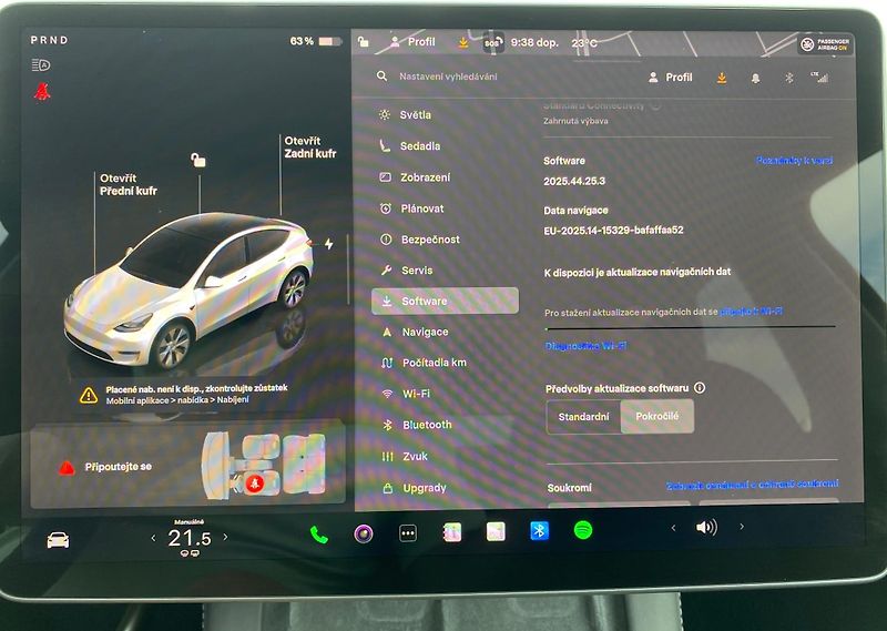 Tesla Model Y (2023) Long Range 378 kW  2023 - fotka 14 z 19