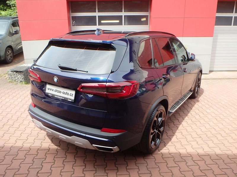 BMW X5 (2019) 3.0 da,X-Line,INDIVIDUAL,Laser - fotka 14 z 33