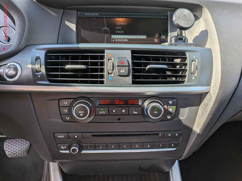 BMW X3 (2011) 2.0d xD, 2.maj, AT, navi - fotka 14 z 17
