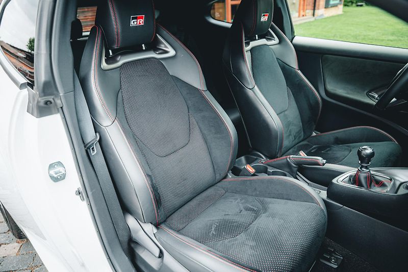 Toyota Yaris (2021) GR PERFORMANCE 4x4 1 MAJITEL  - fotka 11 z 59
