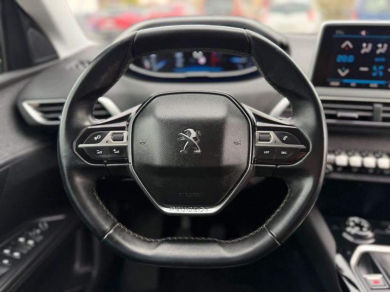 Peugeot 5008 - fotka 2 z 29