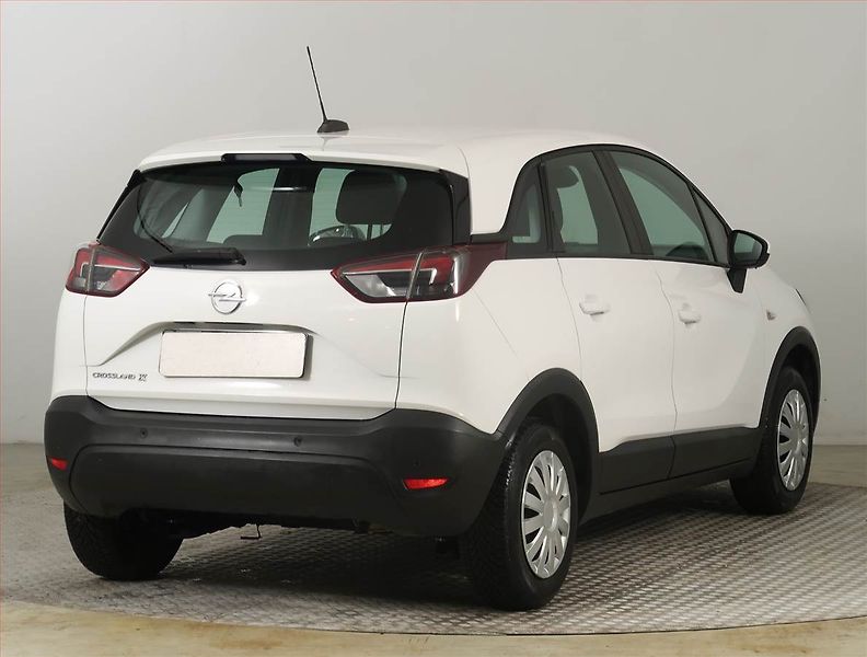Opel Crossland X (2021) Enjoy 1.2, ČR,1.maj - fotka 5 z 19