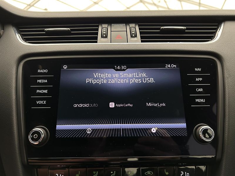 Škoda Octavia 2.0 TDI 4x4 Style - fotka 9 z 28