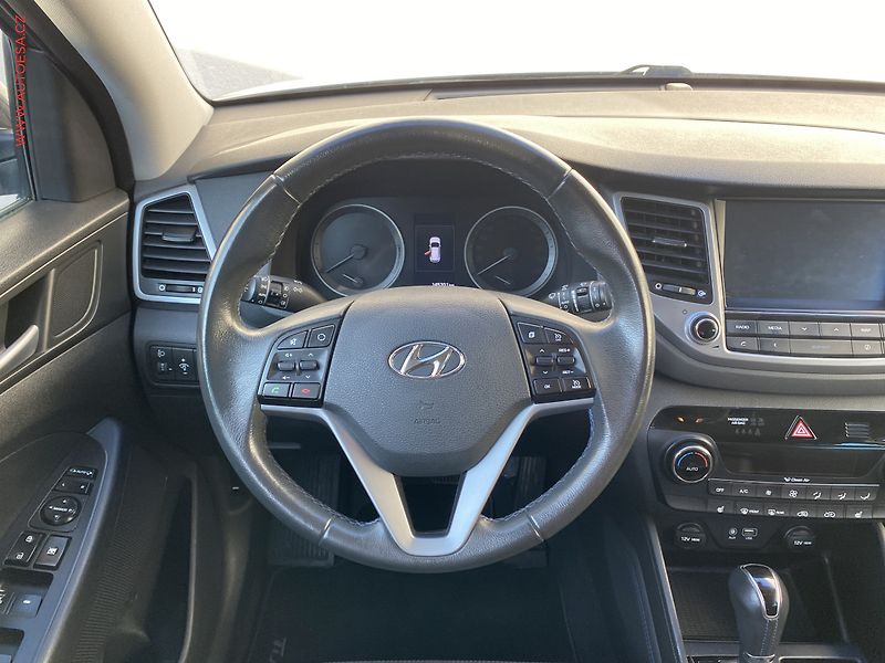 Hyundai Tucson (2016) 1.7 CRDi, AT, navi, kamera - fotka 11 z 18