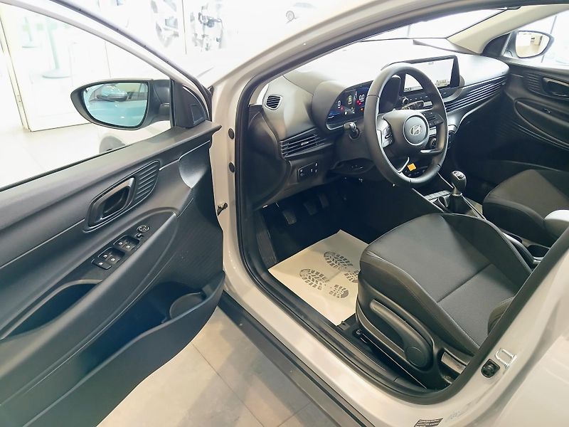 Hyundai Bayon (2026) 1,0 T-GDI MT GO! MR26 - fotka 9 z 15
