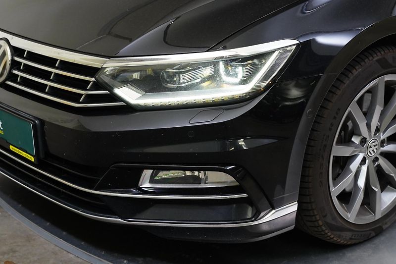 Volkswagen Passat - fotka 9 z 25