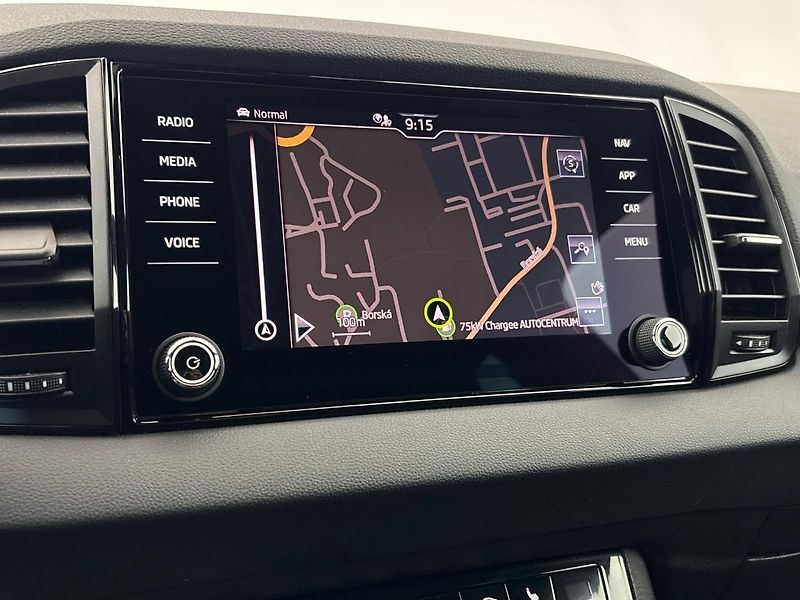 Škoda Karoq Sportline - fotka 25 z 27