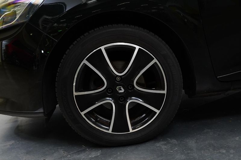 Renault Clio - fotka 10 z 22