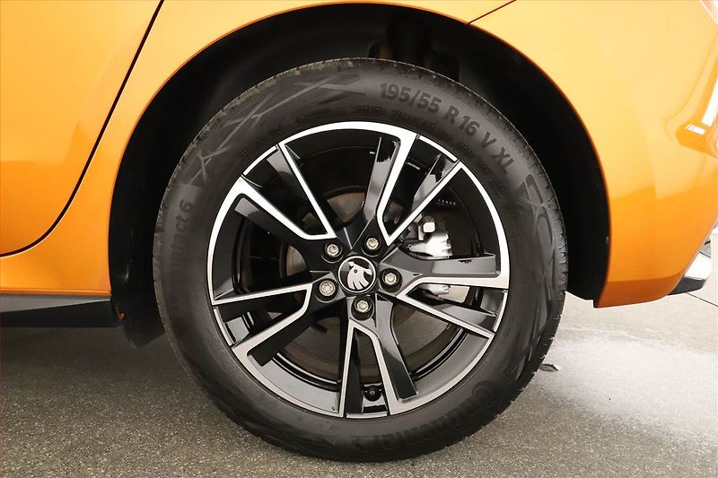 Škoda Fabia (2025) 1.0 TSI, MONTE CARLO, AUTOMAT - fotka 16 z 16
