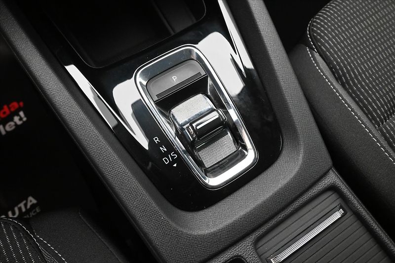 Škoda Octavia 2,0 TDI 110kW DSG VIRTUAL NAVI - fotka 21 z 29