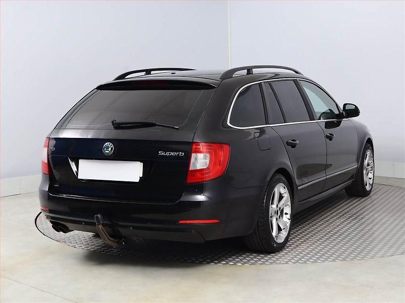 Škoda Superb (2011) Ambition 2.0 TDI, Automat - fotka 5 z 17