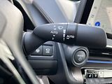 Toyota Prius 2.0L PHEV Executive - náhled 17