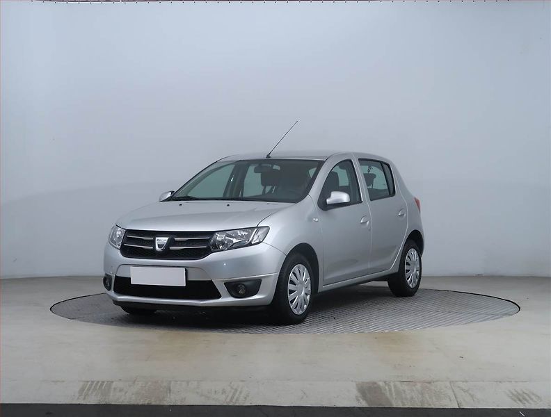 Dacia Sandero (2013) 0.9 TCe, ČR,1.maj, Navi - fotka 2 z 14