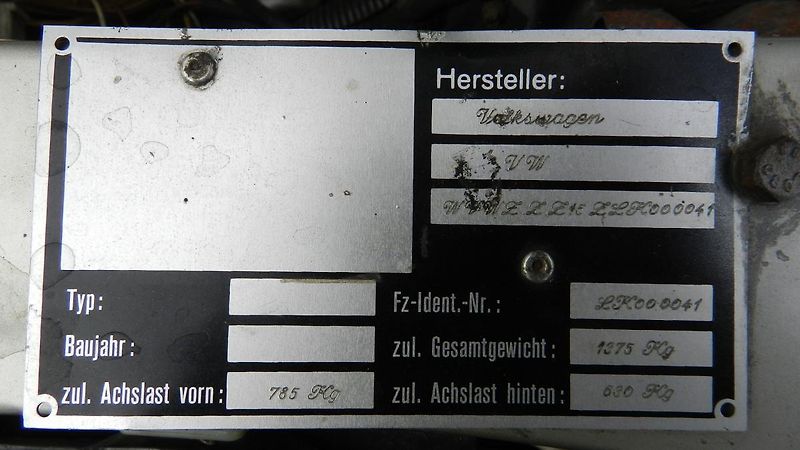 Volkswagen Golf MK1 cabrio 1.8i 70 kW KARMANN - fotka 20 z 24
