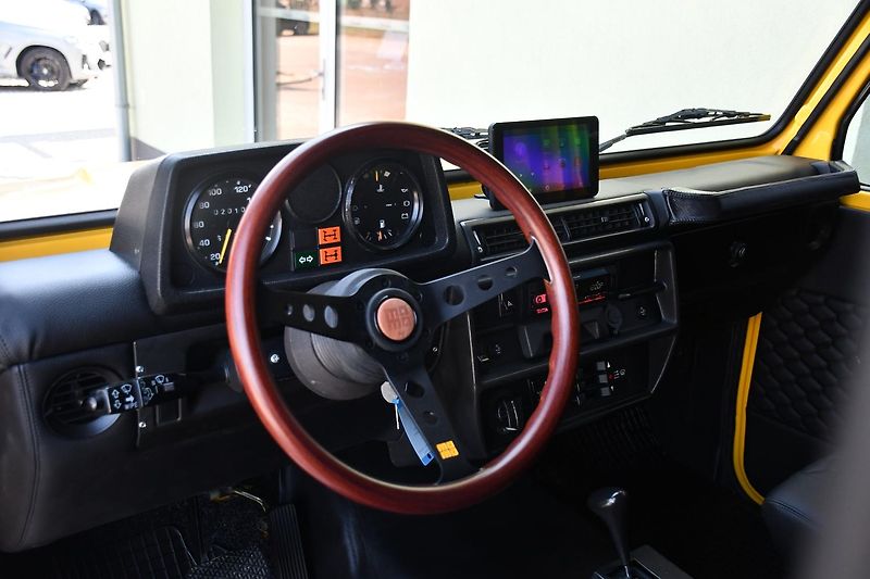 Mercedes-Benz Třídy G PUCH 230 GE AMG KABRIO 8MÍST - fotka 14 z 47