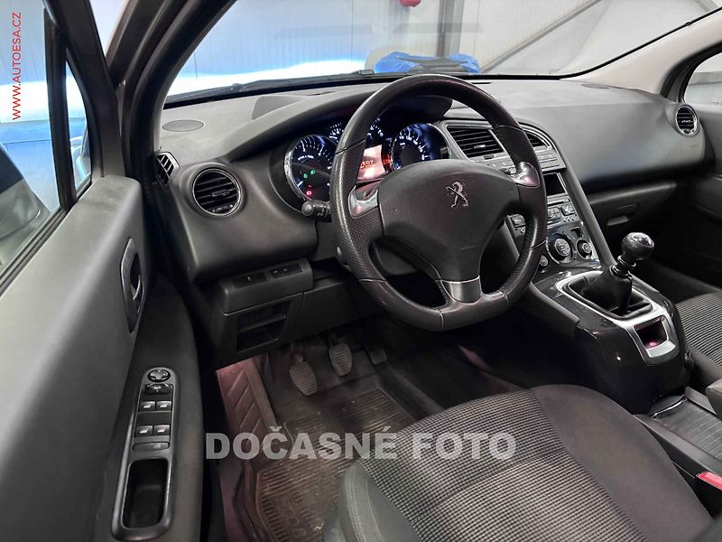 Peugeot 5008 (2016) 2.0HDi, ČR, navi, headUP - fotka 3 z 3