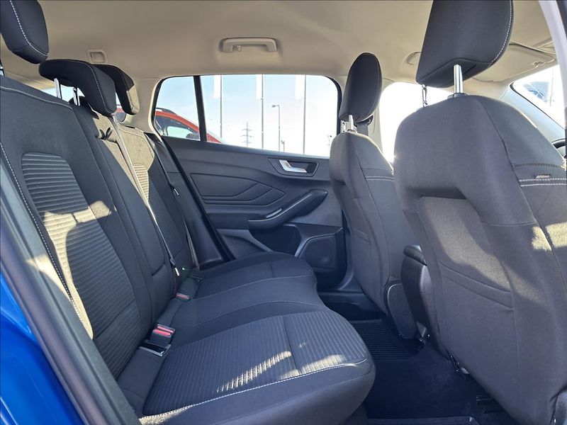 Ford Focus 1,5 EcoBlue 85kW TitaniumX AUT - fotka 15 z 45