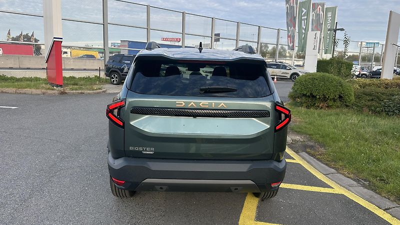 Dacia Bigster (2026) Extreme Hybrid 155 - fotka 8 z 25
