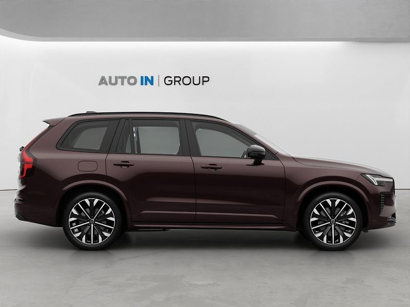 Volvo XC90 (2026) B5 AWD Mild Hybrid Plus Dark - fotka 7 z 8