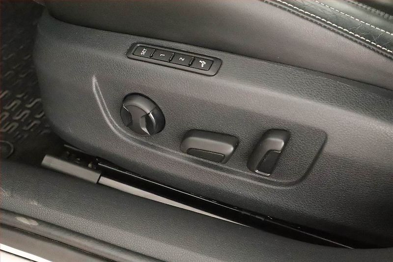 Škoda Superb (2020) Laurin&Klement 2.0 TDI - fotka 17 z 26