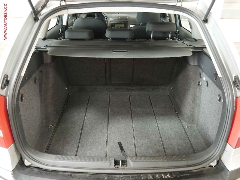 Škoda Octavia (2006) 1.9 TDI, TZ, STK10/28 - fotka 7 z 15
