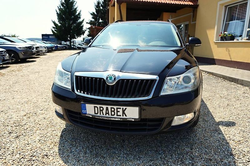 Škoda Octavia (2013) ELEGANCE 1,6 TDI 77 kW - fotka 10 z 29