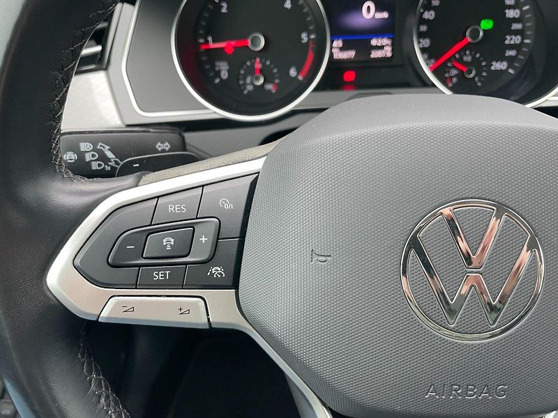 Volkswagen Passat (2021) Com. Style Business DSG! Navi! - fotka 26 z 40