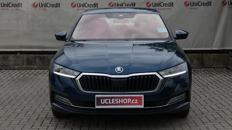 Škoda Octavia 2,0 TDI 85kW Style DSG - fotka 2 z 23