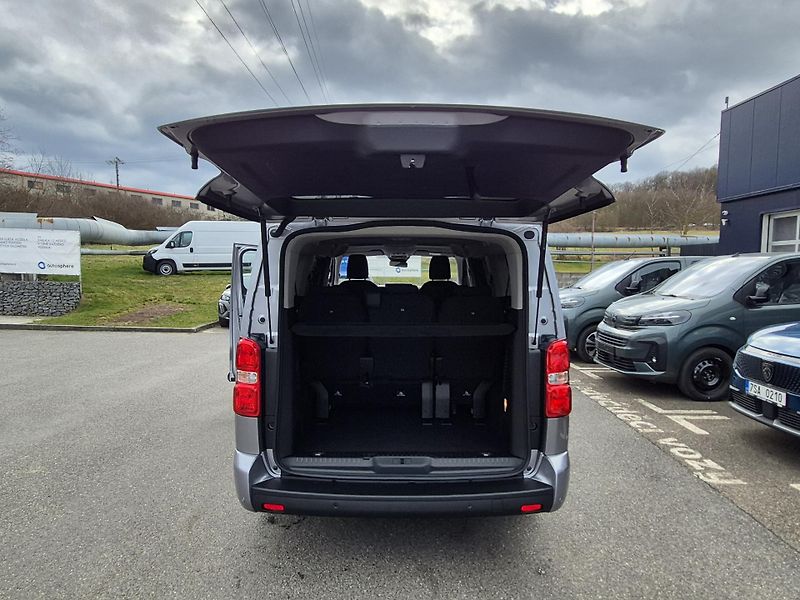 Peugeot Traveller (2026) Active L3 2.2 BlueHDi 150 MAN6 - fotka 15 z 24