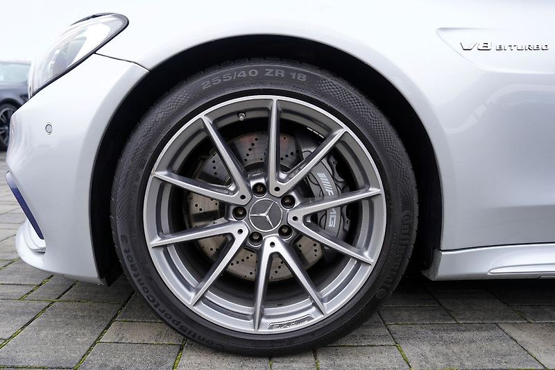 Mercedes-Benz Třídy C C 63 AMG Performance/480 PS/ČR - fotka 13 z 36