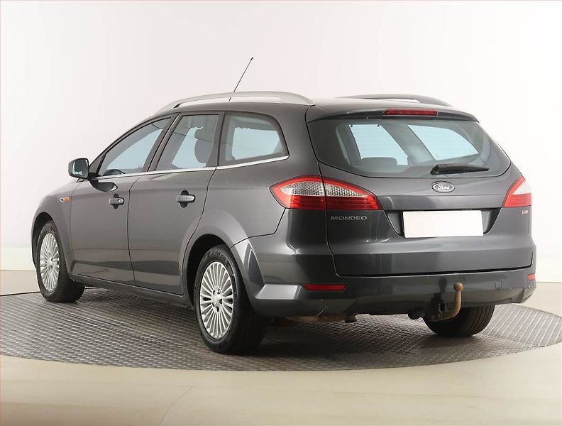 Ford Mondeo (2008) 2.0 TDCi, po STK, Tažné - fotka 4 z 18
