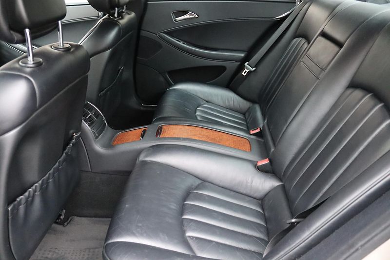 Mercedes-Benz CLS CLS 350 200kW - fotka 39 z 50