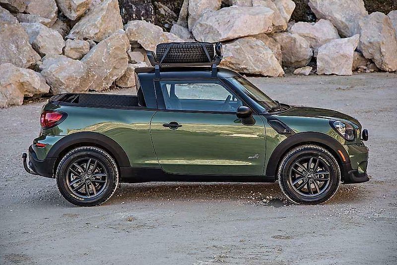Mini Paceman Adventure.