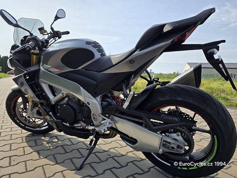 Aprilia Tuono V4 1100 RR (2025) - fotka 13 z 20