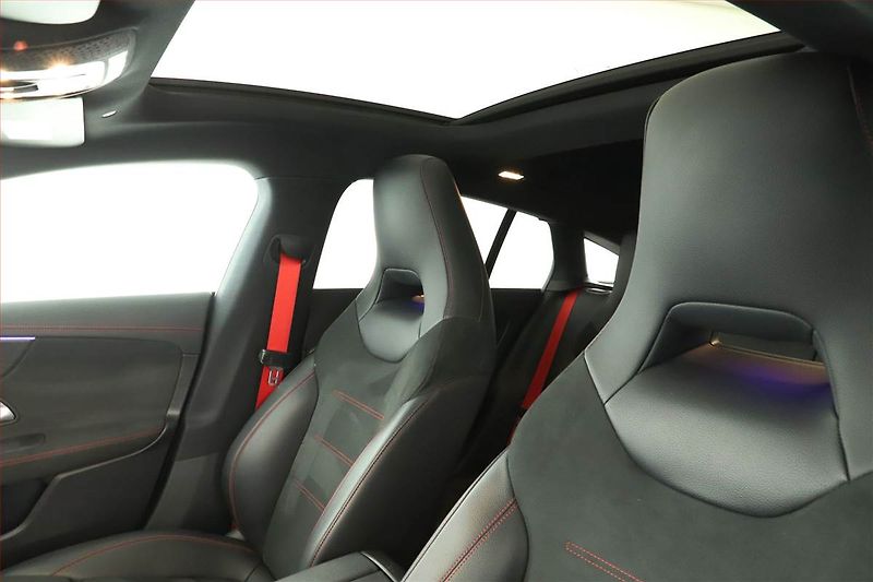Mercedes-Benz CLA (2020) 35 AMG - fotka 13 z 22