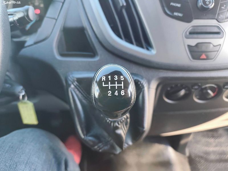 Ford Transit (2015) - fotka 25 z 35