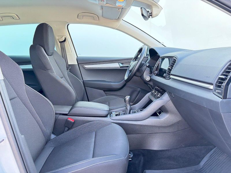 Škoda Karoq (2025) 1.5 TSI / 110kW / SELECTION - fotka 10 z 34