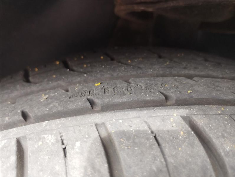 Peugeot 206 1,6 i 80KW QUIKSIKVER - fotka 23 z 26