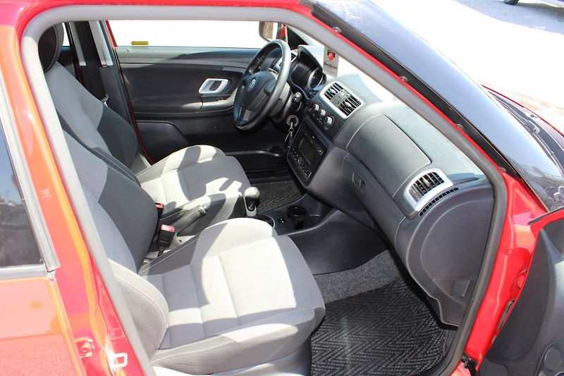 Škoda Fabia (2008) 1,2i SPORT KLIMA EL.OKNA - fotka 13 z 16