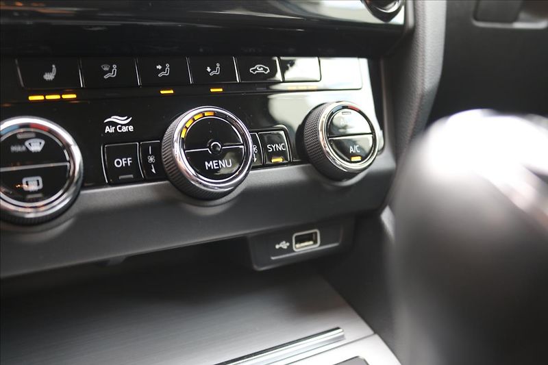 Škoda Octavia 1,0 85KW,ČR, 62000km - fotka 22 z 36