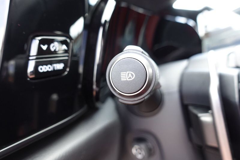 Lexus NX 350h NX350h Executive Top 4x4 - fotka 22 z 34