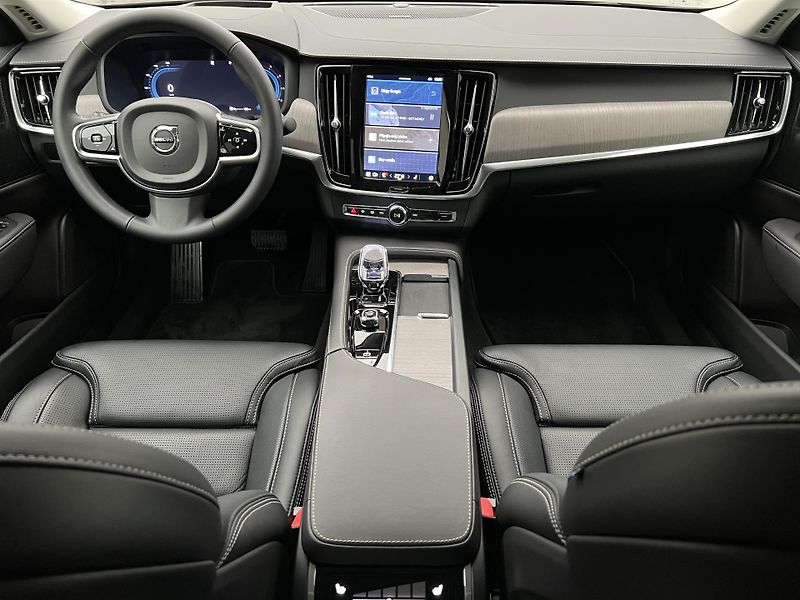 Volvo S90 B5 AWD ULTIMATE BRIGHT AUT - fotka 2 z 47