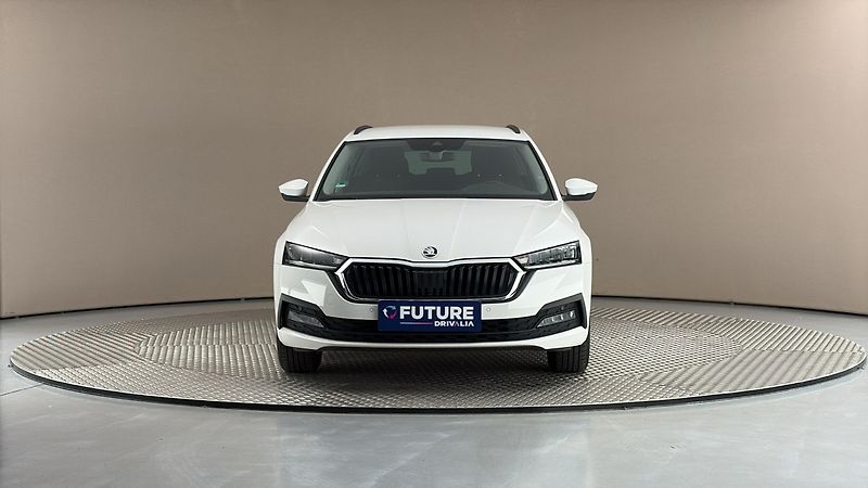 Škoda Octavia 2.0 TDI Ambition Combi - fotka 3 z 23