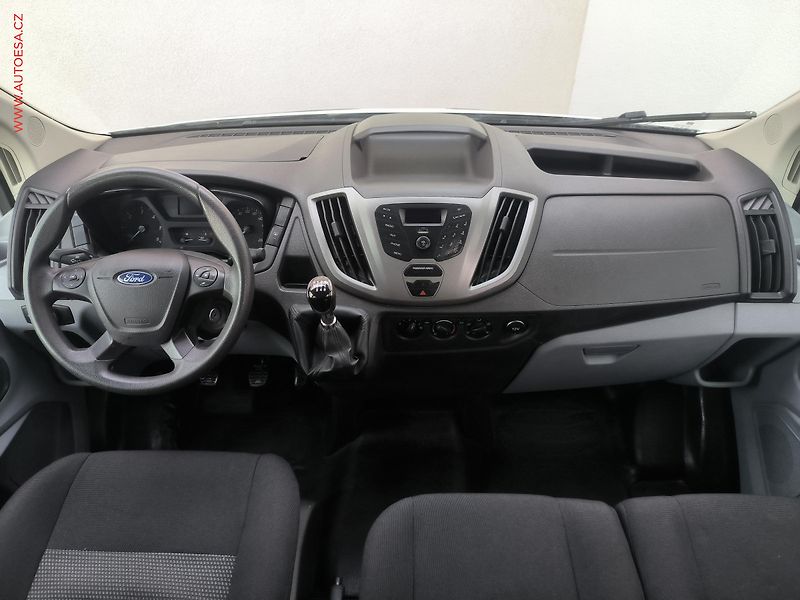 Ford Transit (2015) 2.2TDCi L2H3 9míst, ČR, AC - fotka 8 z 17